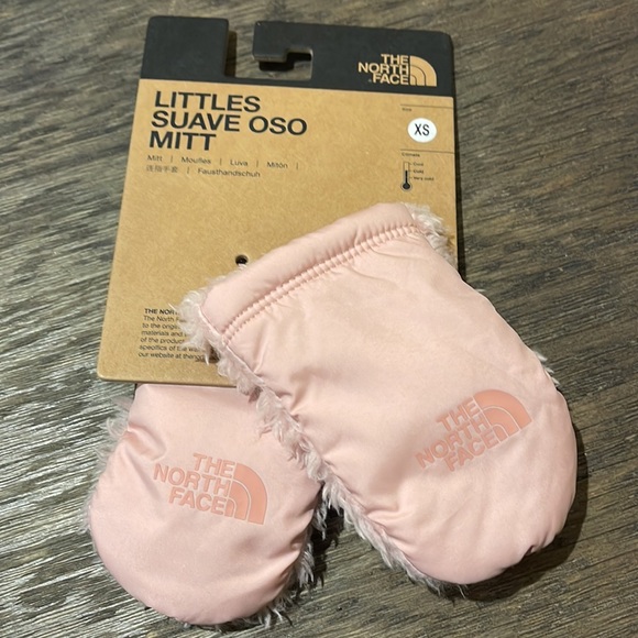 NWT The North Face Littles Osilito Mitt in Peach Pink - Picture 1 of 8